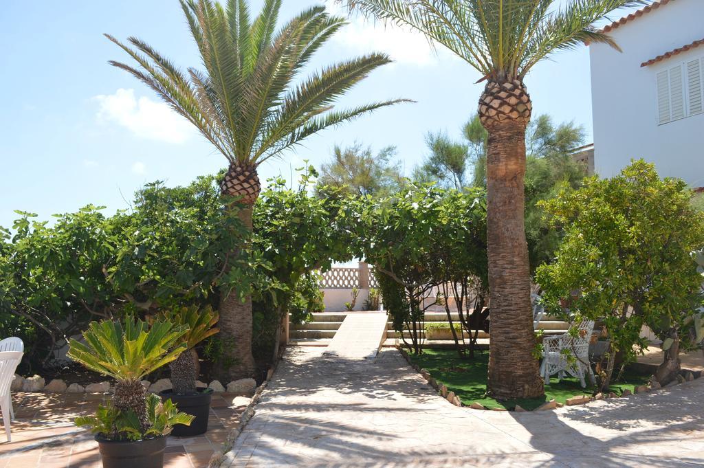 Casa Mamma Villa Es Cana Exteriör bild